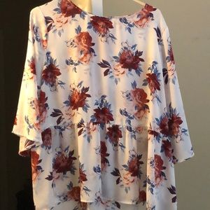 Flowy floral blouse